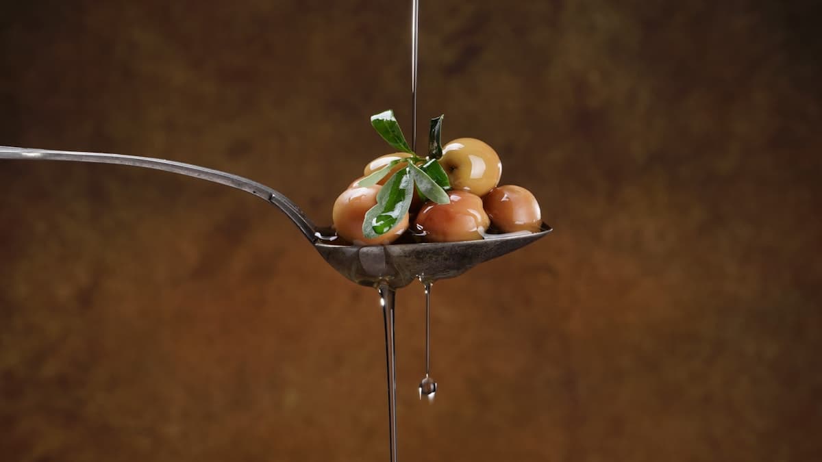 Oleic Acid, Phytosterols, and the Cholesterol Absorption Pathway: How EVOO's Key Compounds Are Involved