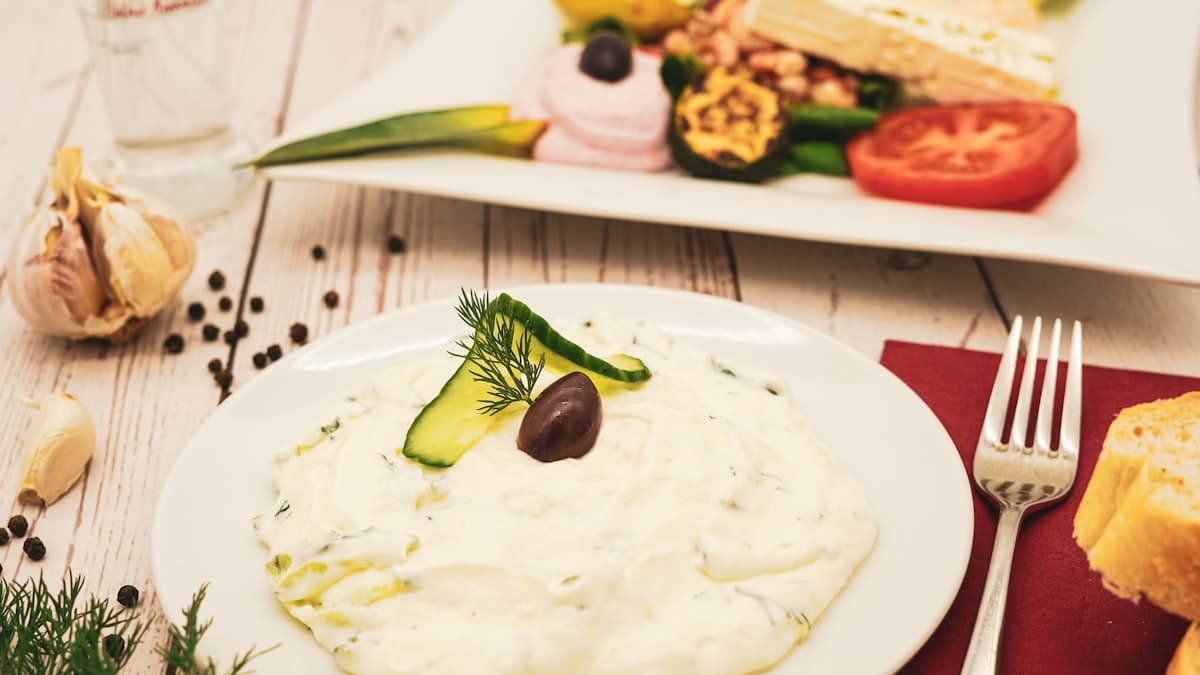 Homemade Olive Oil Mayonnaise: The Emulsion Science and the Ratios That Work